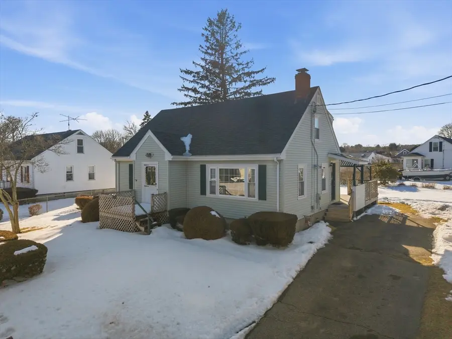 45 Alpha St, Dartmouth, MA 02747 - #2