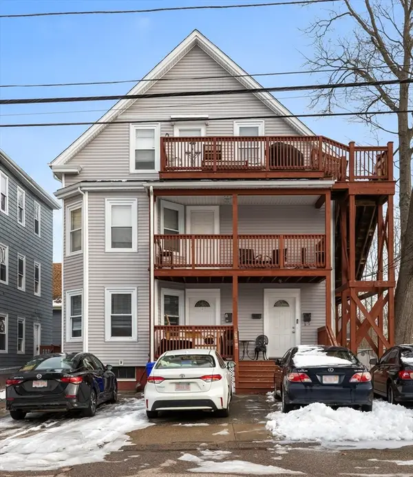 21 4th St, Attleboro, MA 02703