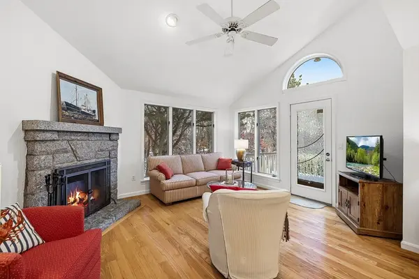 33 Quarry Ridge Ln #33, Rockport, MA 01966