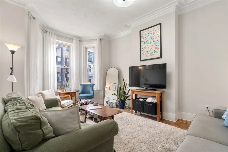 564 E 5th St, Boston, MA 02127 - #3