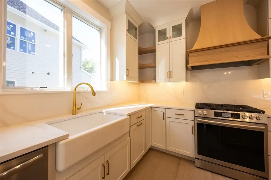 49 Thomas Mann Circle #29, Norfolk, MA 02056 - #2