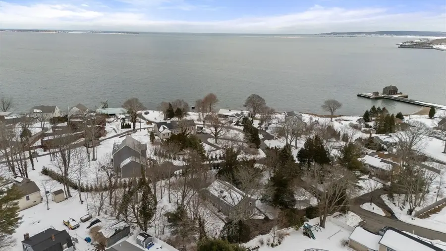 8 Blair Dr, Kingston, MA 02364 - #3