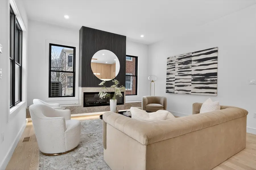 84 East Side Pkwy #84, Newton, MA 02460 - #2