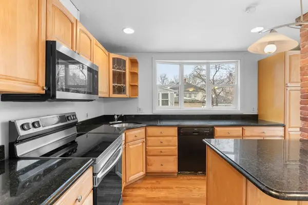 16 Concord Ave #A, Milton, MA 02186