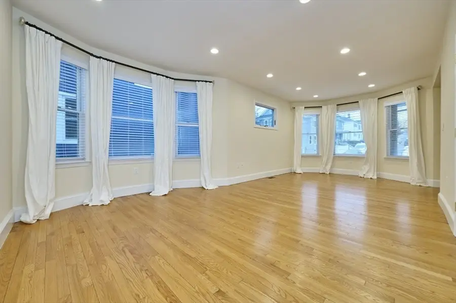 123 West Adams Street #1, Somerville, MA 02144 - #3