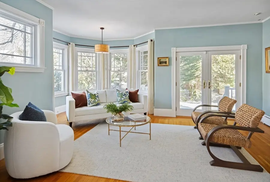 26 Sewall St, Newton, MA 02465 - #3