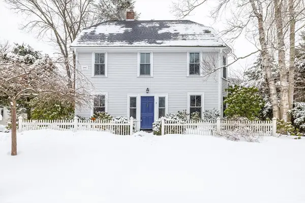3 Midland Rd, Wellesley, MA 02482