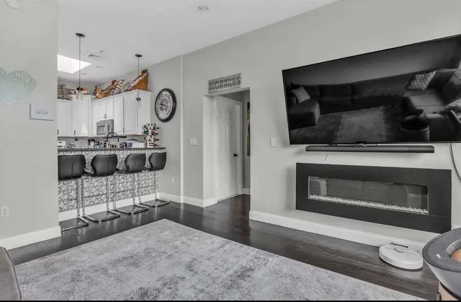 7 Central Sq #307, Lynn, MA 01902 - #2