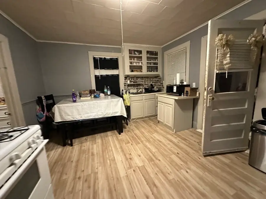 14 Slater St, Webster, MA 01570 - #2