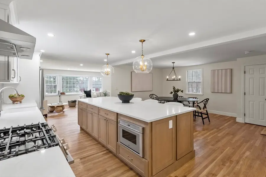 33 Oak Hill Rd, Wayland, MA 01778 - #3