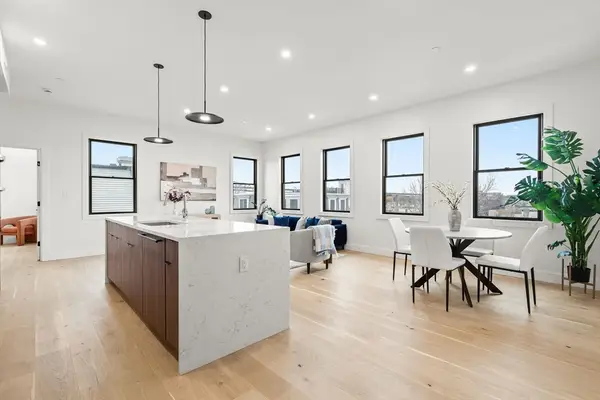 47 Condor #PH301, Boston, MA 02128