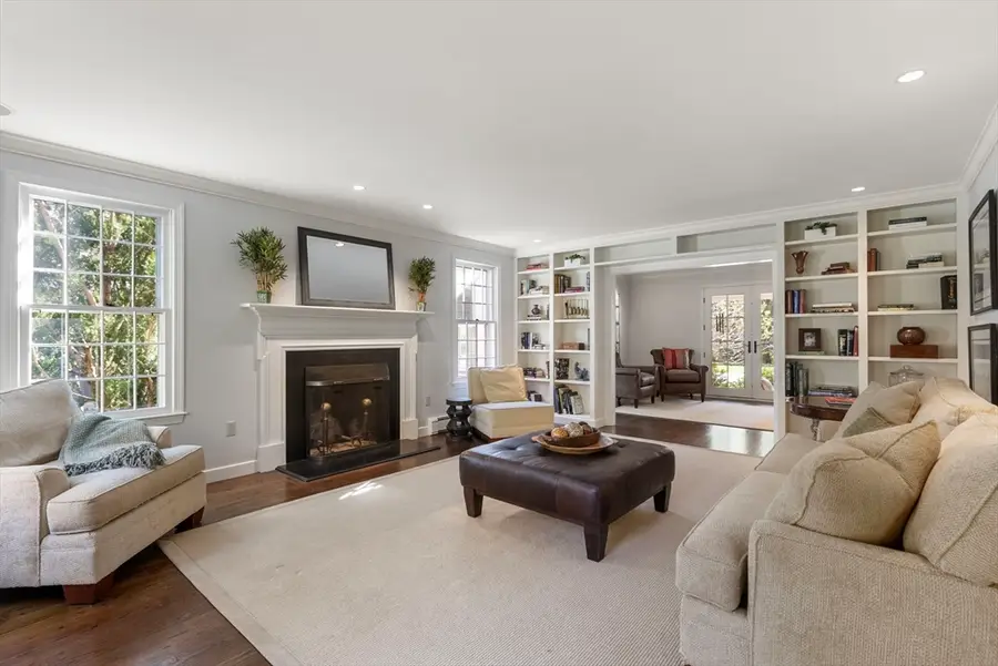 10 Queen Anne Rd, Hopkinton, MA 01748 - #2