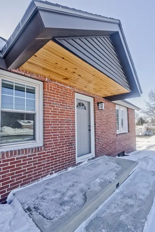 357 Southampton Rd, Westfield, MA 01085 - #3