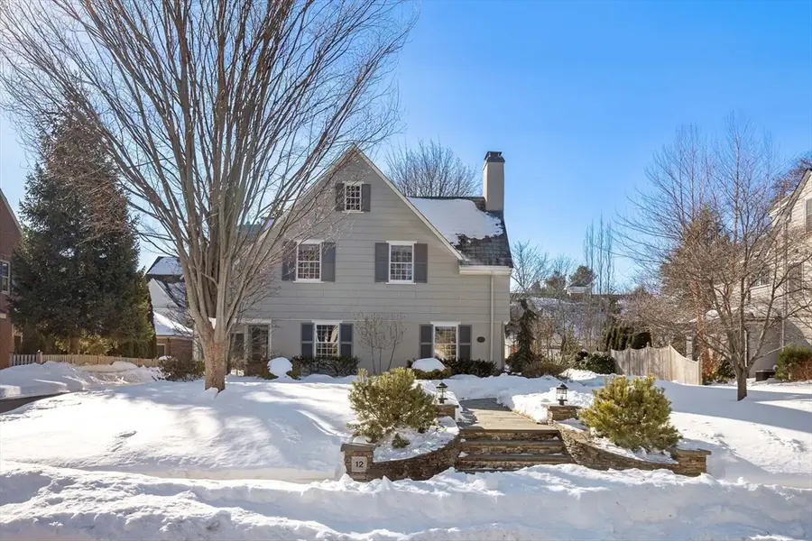 12 Yale St, Winchester, MA 01890 - #2