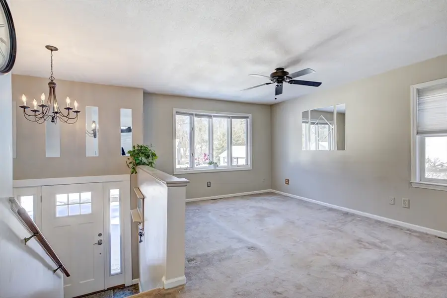 43 Marmon Court, Springfield, MA 01129 - #3