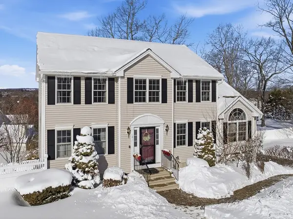 101 Woodruff Rd, Clinton, MA 01510