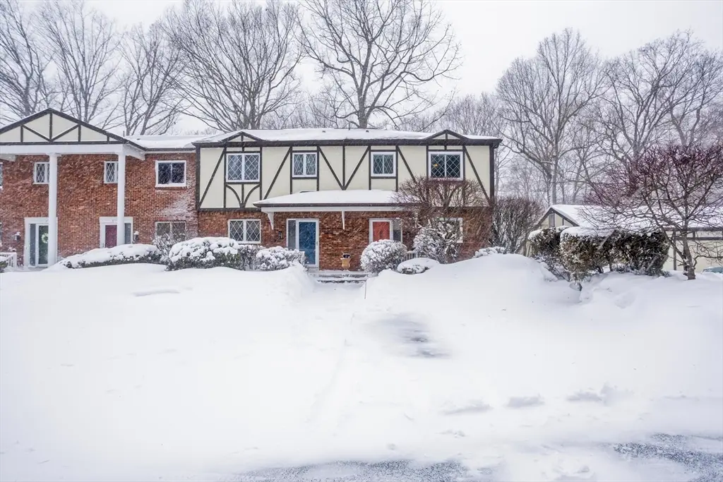 43 West Summitt St #10, South Hadley, MA 01075 - #1