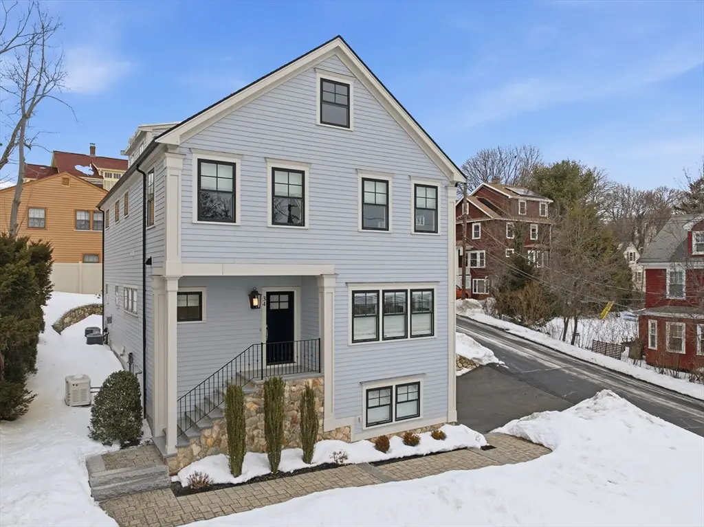 34 Bow St, Lexington, MA 02420 - #1