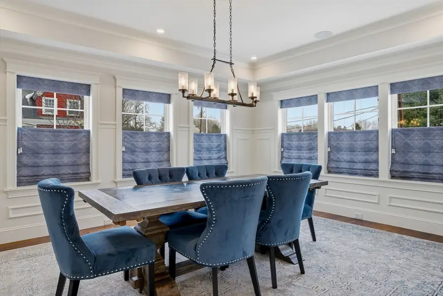 34 Bow St, Lexington, MA 02420 - #3