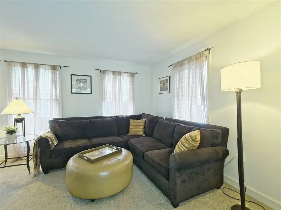 75 Stonegate Rd #75, Chelmsford, MA 01824 - #2