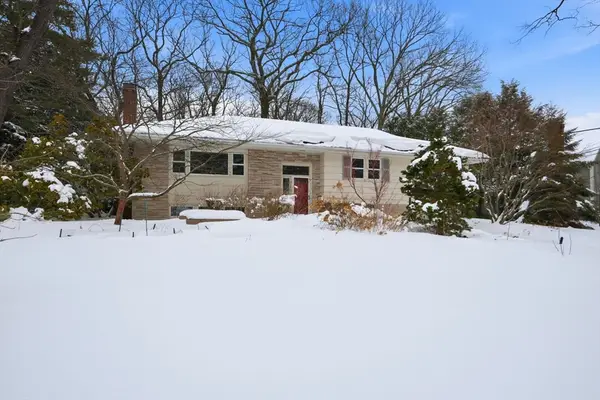 7 Baskin Road, Lexington, MA 02421