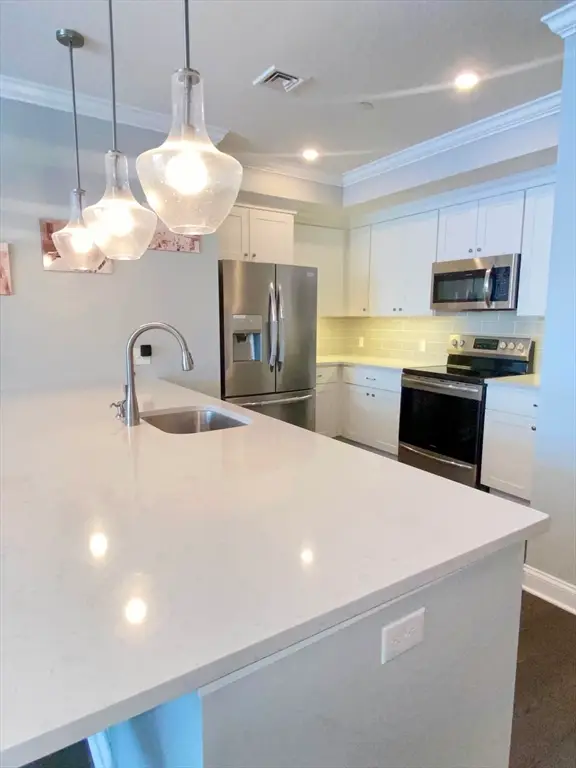 635 Old Post Road #2-203, Sharon, MA 02067 - #3