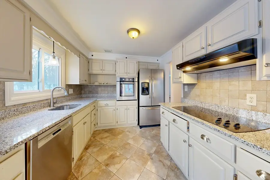 23 Rocky Hill Rd, Burlington, MA 01803 - #2