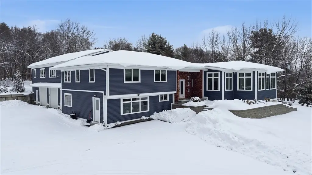 235 Kemp St, Dunstable, MA 01827 - #1