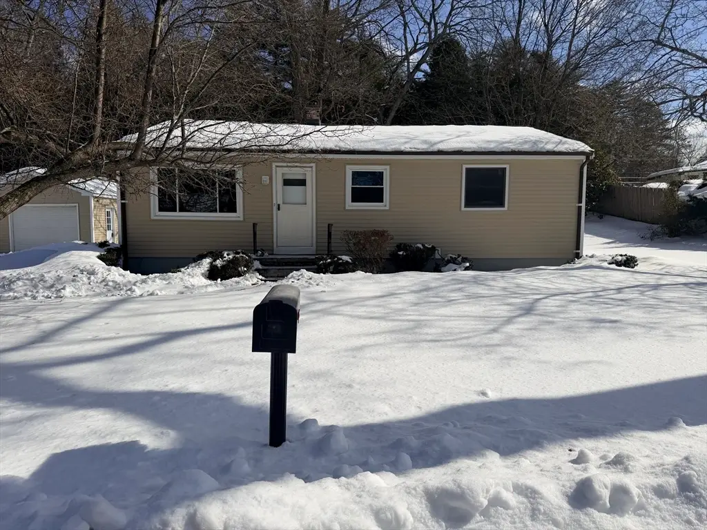 17 Jeanne Marie St, Springfield, MA 01129 - #1