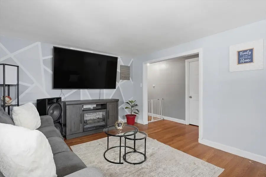 32 Josephine Ave, Methuen, MA 01844 - #3