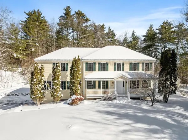 309 Reservoir Rd, Lunenburg, MA 01462