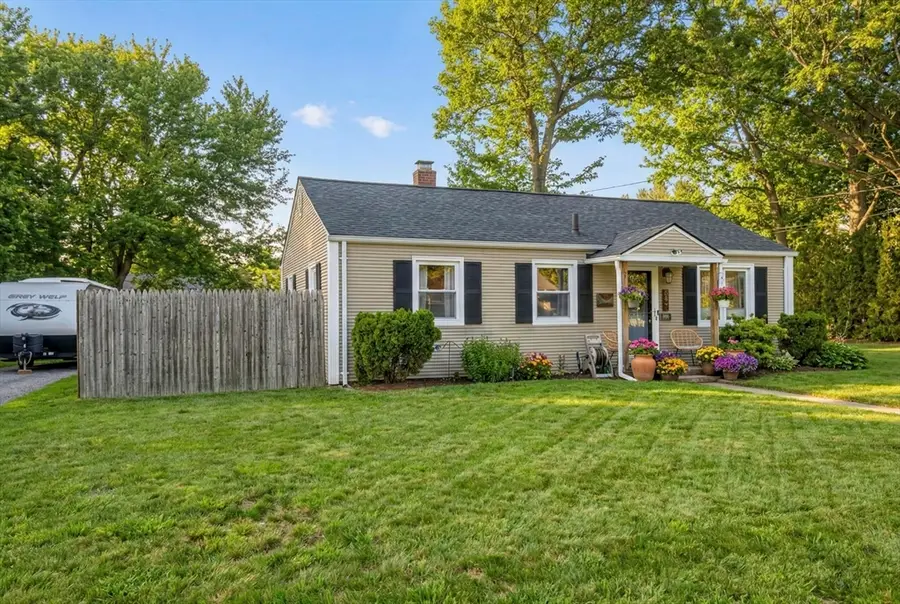 65 Helen Cir, East Longmeadow, MA 01028 - #2