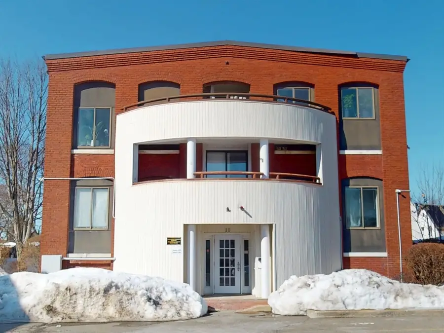 11 Margin St #7, Lynn, MA 01905 - #3