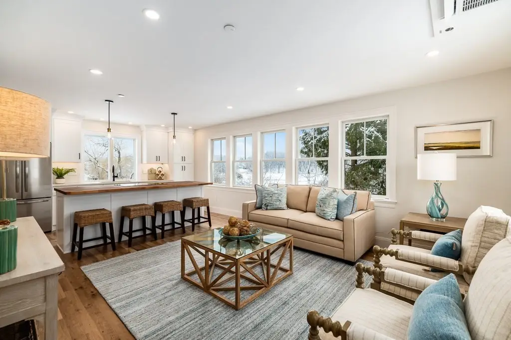 145 Main Street #4, Essex, MA 01929 - #1