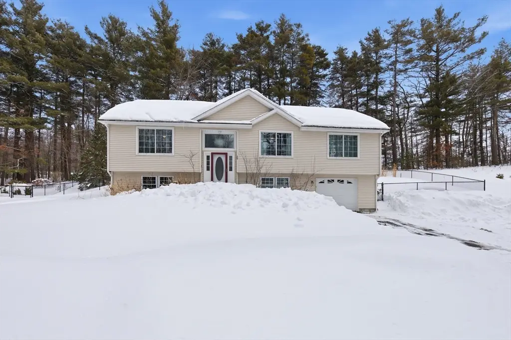 26 Water Street, Oxford, MA 01540 - #1