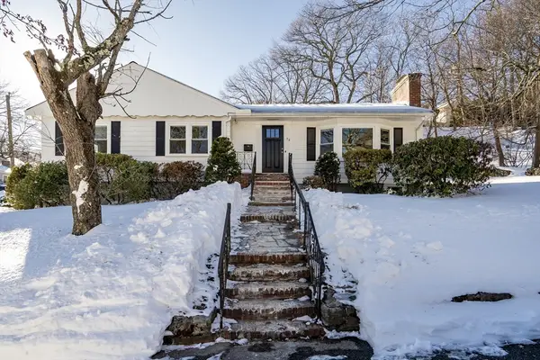 72 Crosby St, Arlington, MA 02474