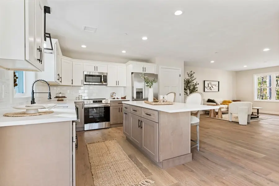 40 Filipe Way #B, Taunton, MA 02780 - #2