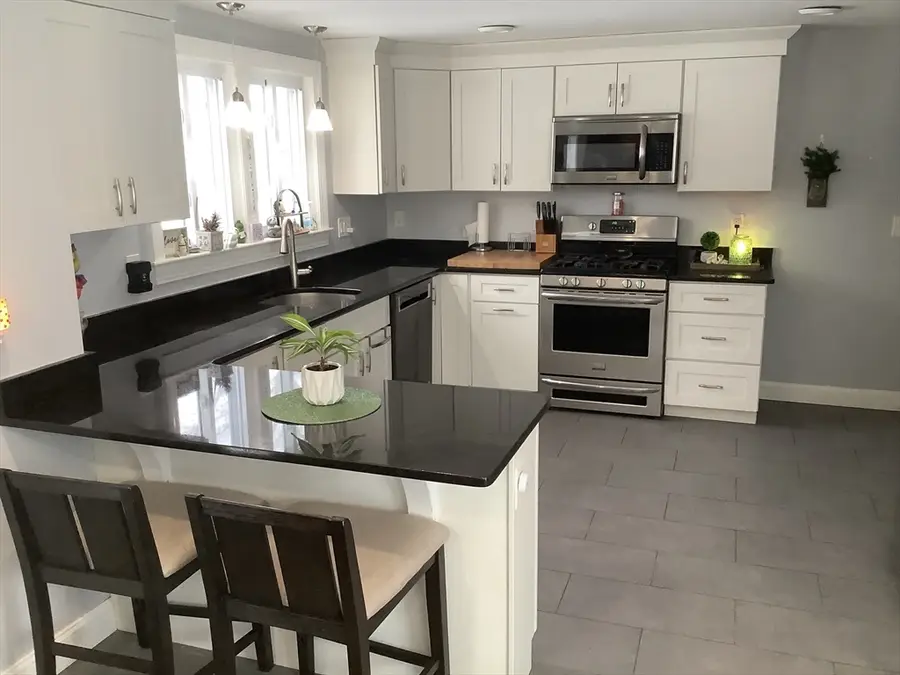 2 Chapel Rd, Danvers, MA 01923 - #3