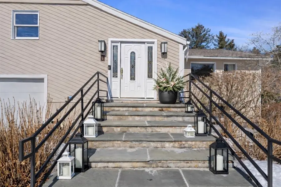 6 Tally Ho Lane, Framingham, MA 01701 - #3