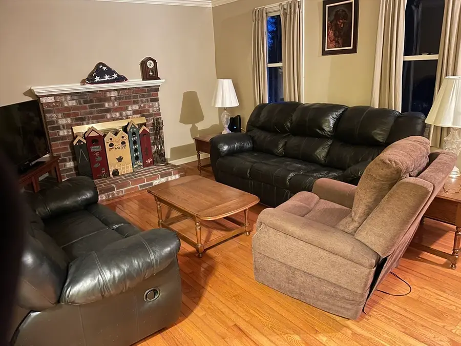 102 Maria Ave, Southbridge, MA 01550 - #3