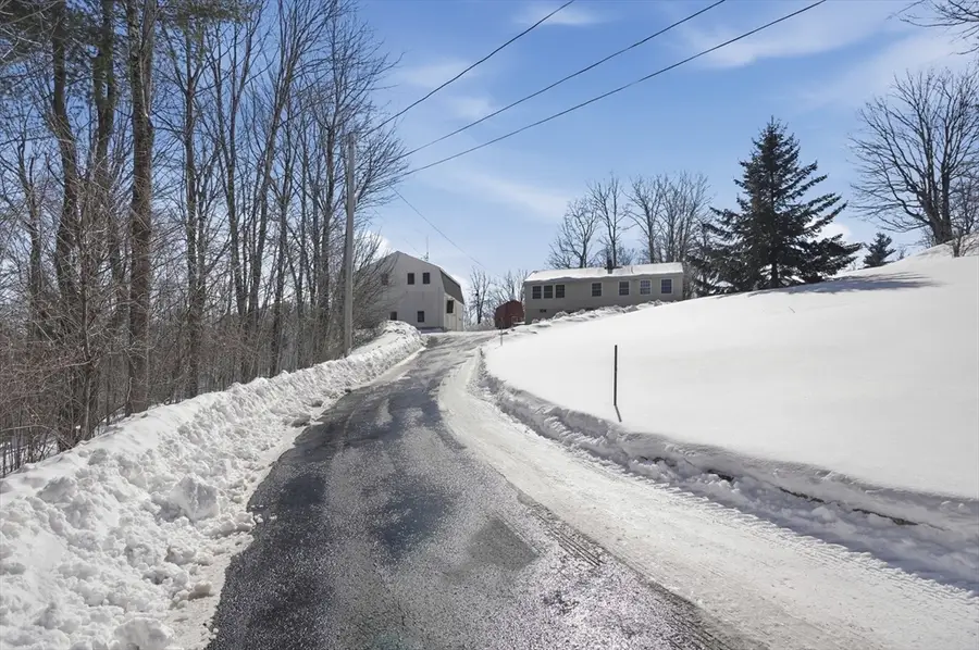 435 Partridge St, Gardner, MA 01440 - #3