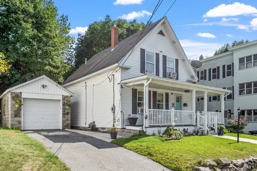 506 Pleasant St, Gardner, MA 01440 - #3