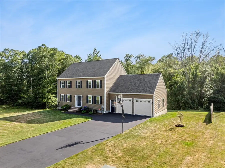 15 Carlton St, Raynham, MA 02767 - #2