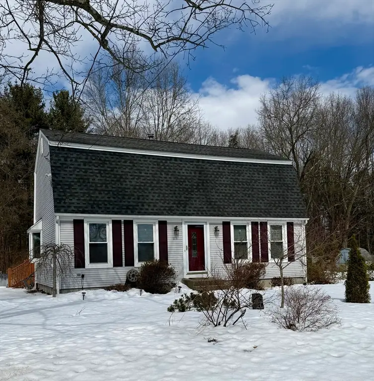 112 North St, Agawam, MA 01001 - #1