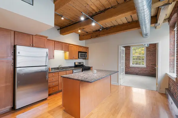 25 Cedar St. #4, Amesbury, MA 01913