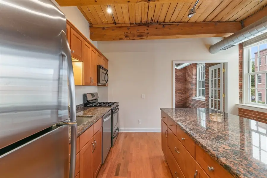 25 Cedar St. #4, Amesbury, MA 01913 - #2