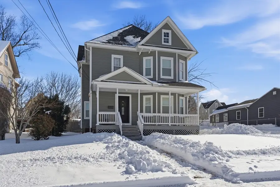 33 Washington St, Chicopee, MA 01020 - #3