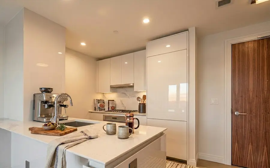 133 Seaport Blvd #1112, Boston, MA 02210 - #2