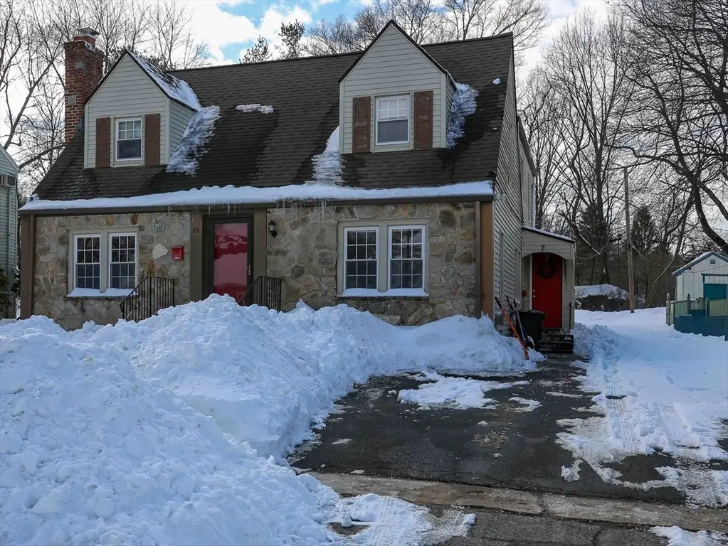 28 Walworth St, Worcester, MA 01602 - #1