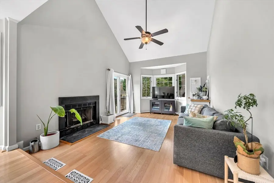 5 Weybridge Ln #5, Hopkinton, MA 01748 - #3